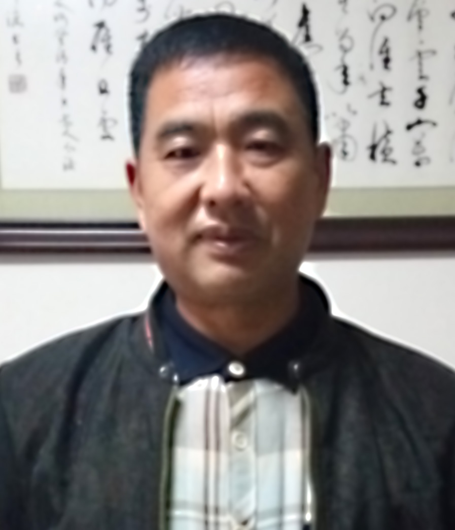 <b>张志青</b>